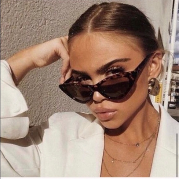 CAT EYE LEOPARD SUNGLASSES - Picture 4 of 6